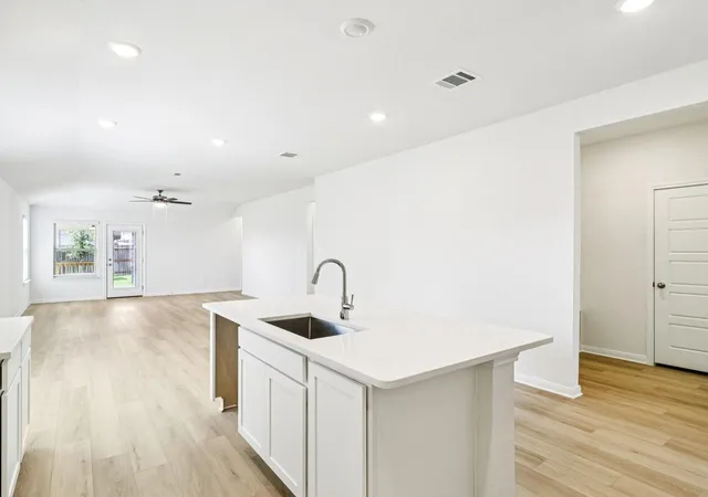 Photo 2 of Single family home for sale at 1218 Romany Flds Dr, Huffman, TX 77336 | MLS# 28487144 | Listing updated on 2026-09-19