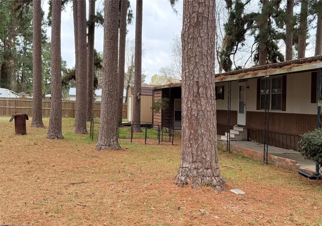 1st image of 247 N Onalaska, Onalaska, TX 77360 | MLS# 37202120