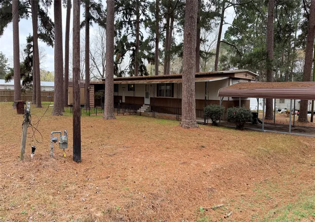 3rd image of 247 N Onalaska, Onalaska, TX 77360 | MLS# 37202120