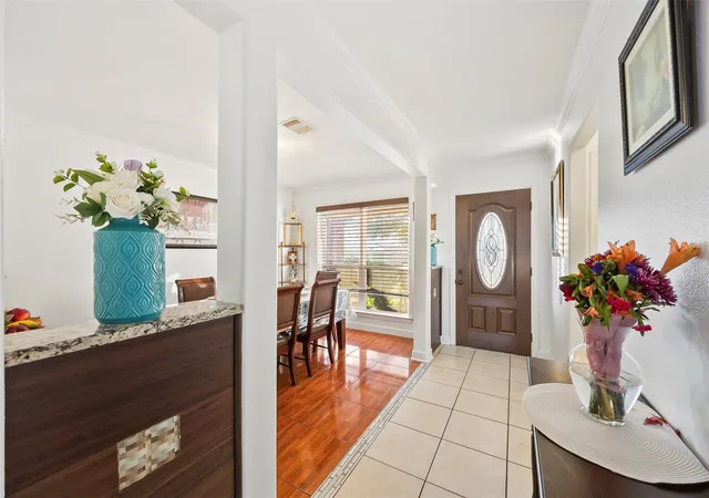 Photo 3 of Sale Pending at 1110 Piedmont Crk Trl, Houston, TX 77073 | MLS# 38766930 | Listing updated on 2026-09-09
