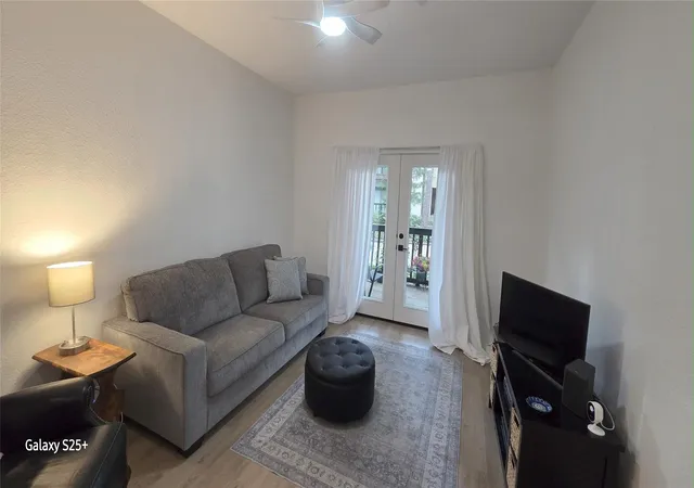 Photo 3 of Condo for sale at 11711 Memorial Dr #45, Houston, TX 77024 | MLS# 82915120 | Listing updated on 2026-09-04