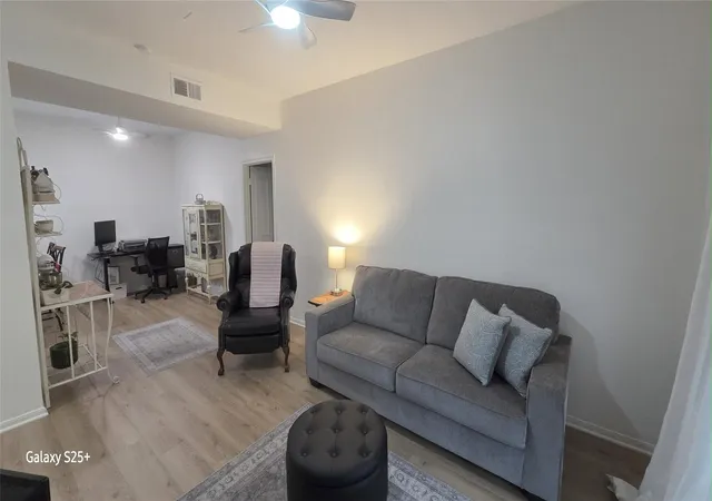 Photo 3 of Condo for sale at 11711 Memorial Dr #45, Houston, TX 77024 | MLS# 82915120 | Listing updated on 2026-09-04