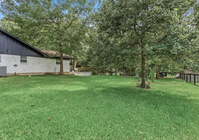 Homes for sale in Silsbee, TX | 108 Timberlane Dr, Silsbee, TX 77656 | MLS# 74728871