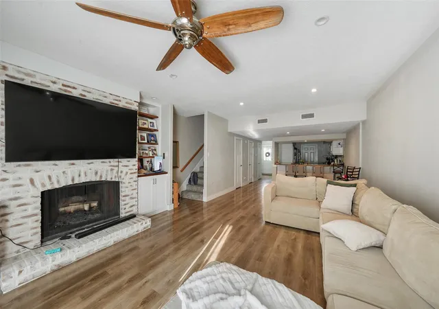 4th image of 2019 Lakewood Ct, Willis, TX 77318 | MLS# 89230994
