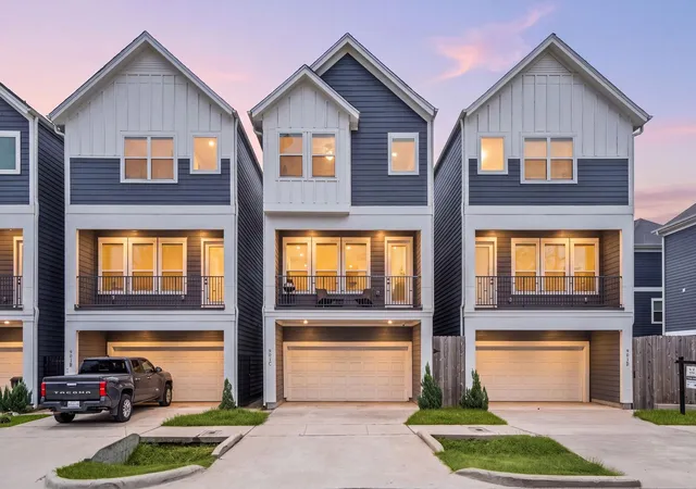 1st image of 901 Lehman St #C, Houston, TX 77018 | MLS# 11812324