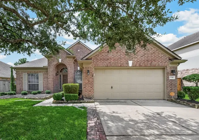 Photo 1 of Single family home for sale at 27203 Kendal Ridge Ln, Cypress, TX 77433 | MLS# 51347505 | Listing updated on 2026-09-20