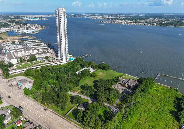 Photo 3 of Land for sale at 105 Mockingbird Ln, Seabrook, TX 77586 | MLS# 10536317 | Listing updated on 2026-02-24