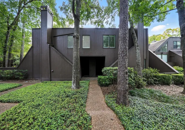 4th image of 171 Litchfield Ln, Houston, TX 77024 | MLS# 25193097