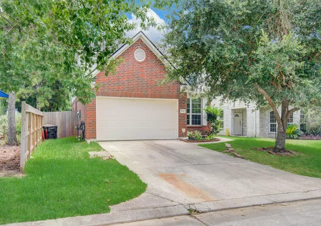 Photo 2 of Single family home for sale at 10542 Fire Sage Dr, Humble, TX 77396 | MLS# 10460227 | Listing updated on 2026-09-15