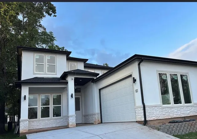 1st image of 83 Creekwood Dr, Montgomery, TX 77356 | MLS# 54243007