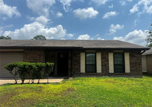 Photo 1 of Single family home for sale at 8110 Enchanted Forest Dr, Houston, TX 77088 | MLS# 7913874 | Listing updated on 2026-05-15
