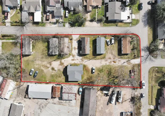 2nd image of 5817 Downing St, Houston, TX 77020 | MLS# 34047683