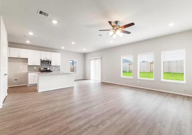 Photo 1 of Single family home for sale at 1918 Evening Breeze Ln, Houston, TX 77073 | MLS# 61988253 | Listing updated on 2026-09-10