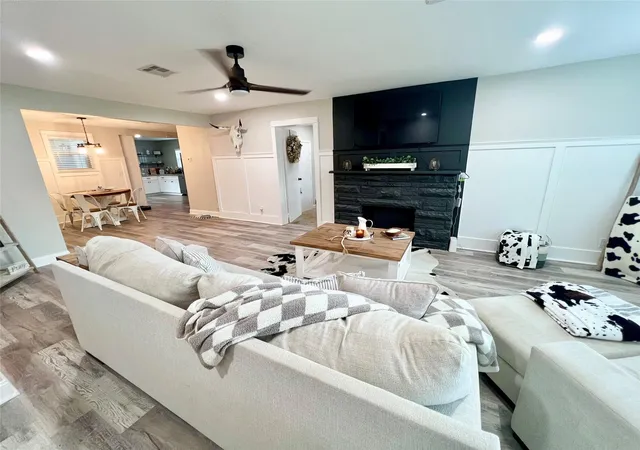 2nd image of 1217 18th Ave N, Texas City, TX 77590 | MLS# 22677457