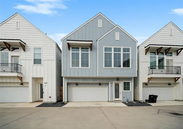 1st image of 5237 Hillman St #D, Houston, TX 77023 | MLS# 40516312