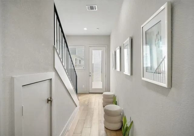 4th image of 5237 Hillman St #D, Houston, TX 77023 | MLS# 40516312
