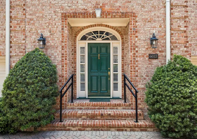 2nd image of 6022 Burgoyne Rd, Houston, TX 77057 | MLS# 97969325