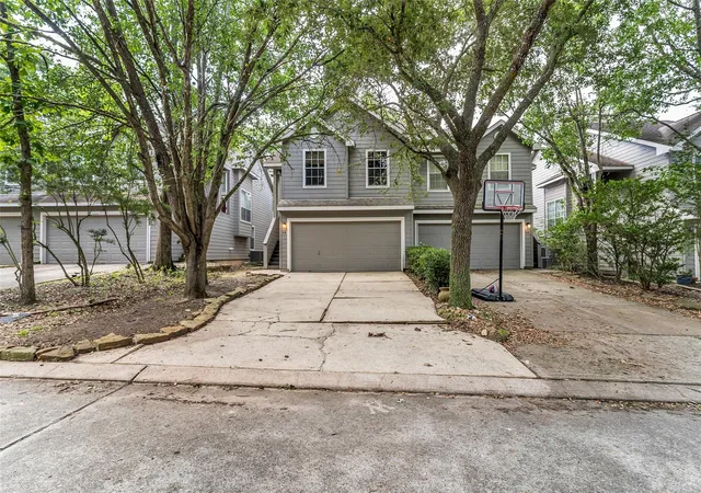 Homes for sale in The Woodlands, TX | 46 Marble Rock Pl, The Woodlands, TX 77382 | MLS# 32437222