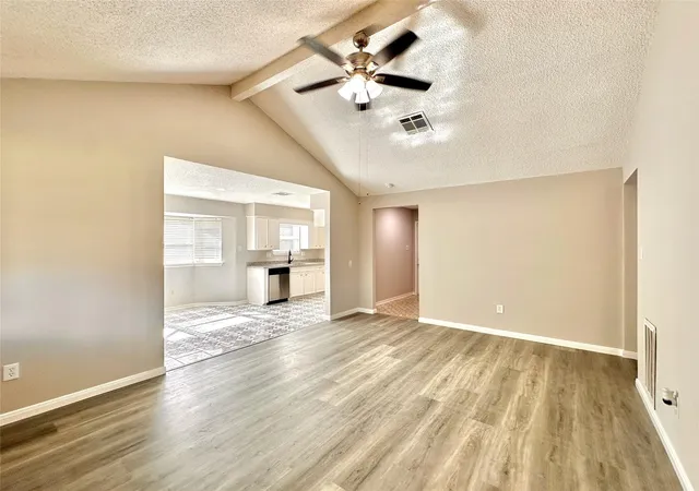 Photo 3 of Sale Pending at 7002 Sandswept Ln, Houston, TX 77086 | MLS# 15935092 | Listing updated on 2026-09-09