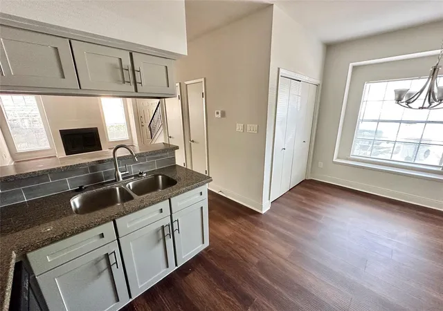 Photo 3 of Townhouse for sale at 2626 Holly Hall St #102, Houston, TX 77054 | MLS# 49809027 | Listing updated on 2026-09-01