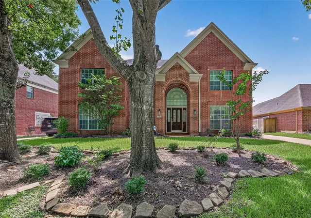 Photo 2 of Single family home for sale at 4406 Fishermans Cvs, Missouri City, TX 77459 | MLS# 8379336 | Listing updated on 2026-09-17