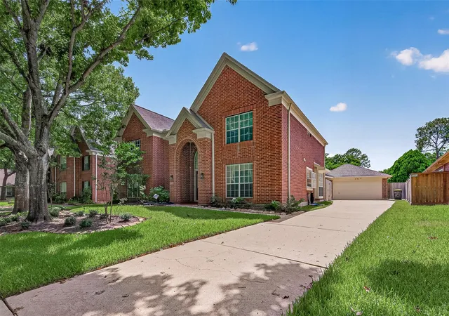 Photo 3 of Single family home for sale at 4406 Fishermans Cvs, Missouri City, TX 77459 | MLS# 8379336 | Listing updated on 2026-09-17