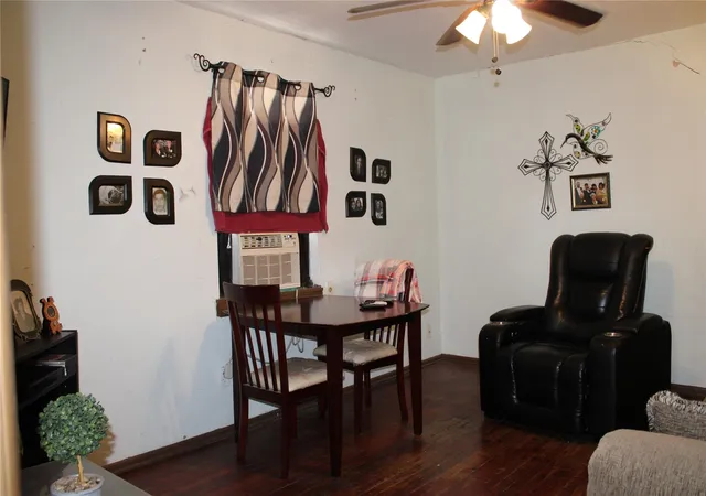 image of 1203 Egypt St, Houston, TX 77009 | MLS# 17675472