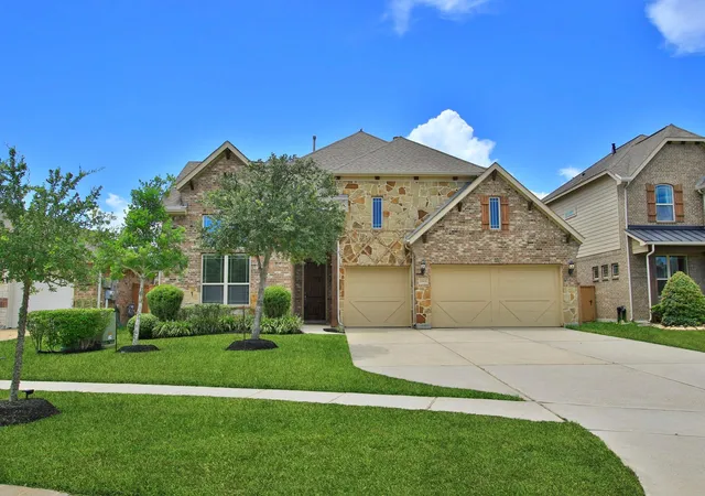 1st image of 12426 Cumberland Dr, La Marque, TX 77568 | MLS# 86600359