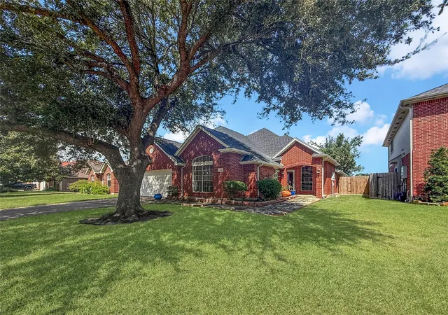 1st image of 3911 Patras Dr, Pasadena, TX 77505 | MLS# 46621270