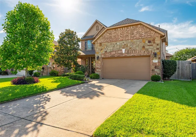 Photo 2 of Single family home for sale at 4817 Piares Ln, League City, TX 77573 | MLS# 30819332 | Listing updated on 2026-07-12