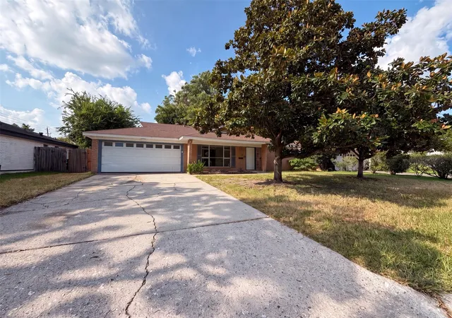 1st image of 9538 Skyline Dr, Houston, TX 77063 | MLS# 36557800