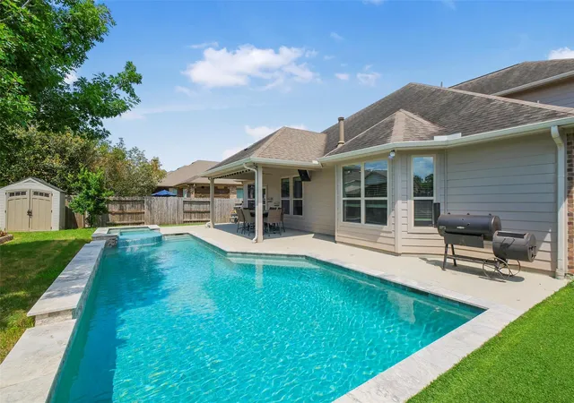 2nd image of 30014 Valley Terrace Dr, Fulshear, TX 77441 | MLS# 19311077