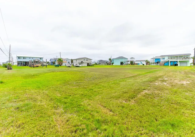 Photo 4 of Land for sale at 0 5th Street, Galveston, TX 77554 | MLS# 71441686 | Listing updated on 2026-07-17