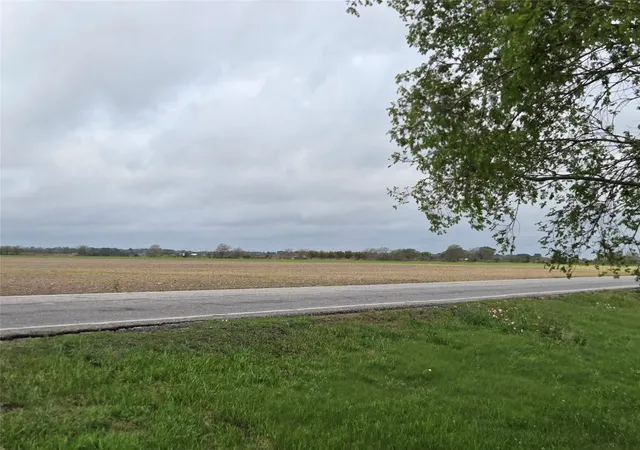 Photo 4 of Sale Pending at 3325 Fm 360 Rd, Rosenberg, TX 77471 | MLS# 52430065 | Listing updated on 2026-10-06