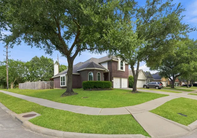 Photo 2 of Single family home for sale at 15758 Bending Birch Dr, Cypress, TX 77433 | MLS# 94133516 | Listing updated on 2026-09-20