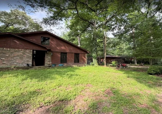 Photo 2 of Single family home for sale at 10684 Champion Village Dr, Conroe, TX 77303 | MLS# 38101272 | Listing updated on 2026-08-06
