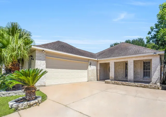 1st image of 7834 Vickijohn Dr, Houston, TX 77071 | MLS# 30473252