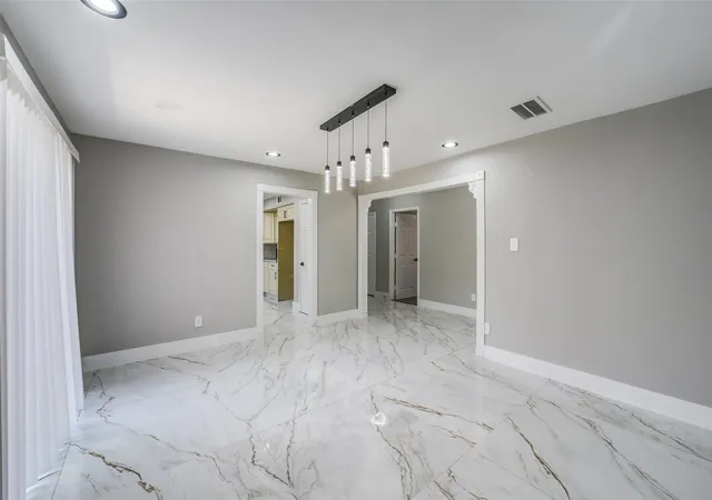 5th image of 7834 Vickijohn Dr, Houston, TX 77071 | MLS# 30473252