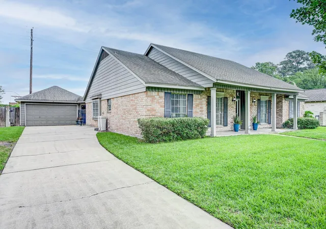 Photo 3 of Single family home for sale at 12906 Advance Dr, Houston, TX 77065 | MLS# 22651552 | Listing updated on 2026-08-26