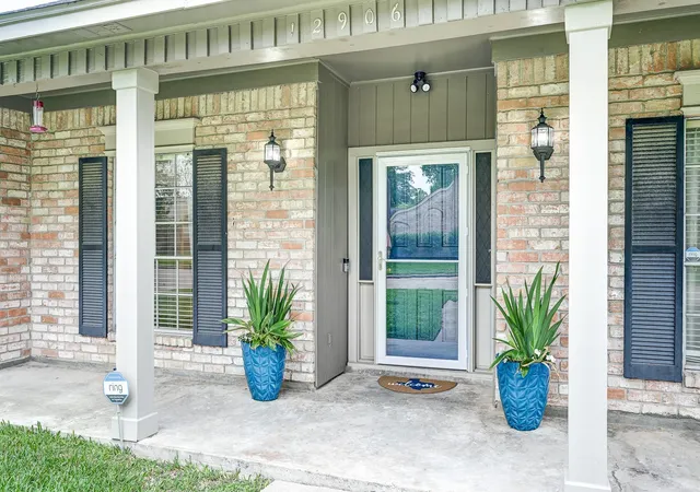 Photo 4 of Single family home for sale at 12906 Advance Dr, Houston, TX 77065 | MLS# 22651552 | Listing updated on 2026-08-26