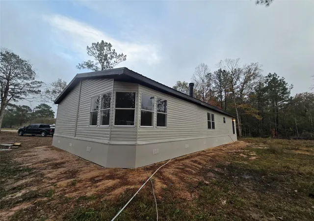 Photo 3 of Single family home for sale at 210 S Southwind Trails, Cleveland, TX 77328 | MLS# 2279523 | Listing updated on 2026-09-10