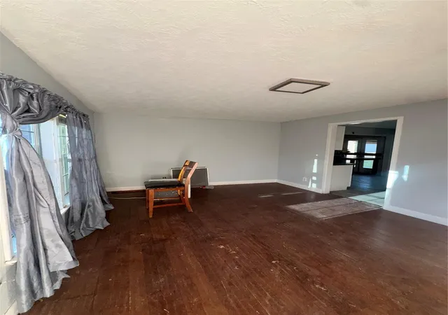 2nd image of 4116 Castor St, Houston, TX 77022 | MLS# 17149417