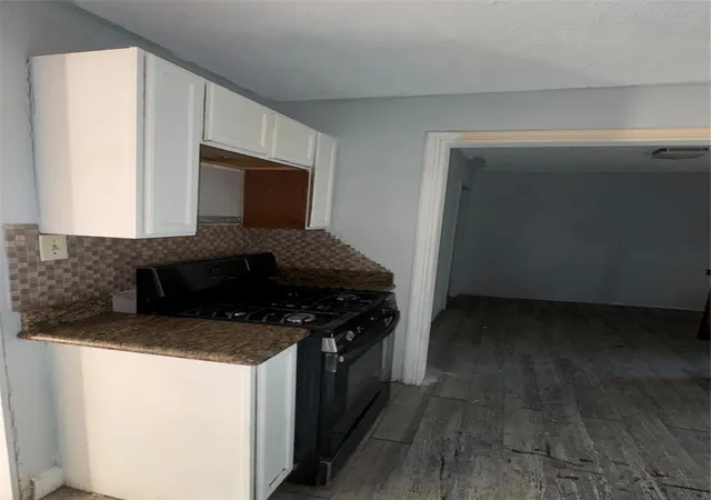 4th image of 4116 Castor St, Houston, TX 77022 | MLS# 17149417