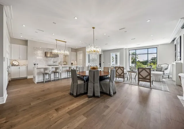 Photo 3 of Condo for sale at 6017 Memorial Dr #406, Houston, TX 77007 | MLS# 18839558 | Listing updated on 2026-07-21