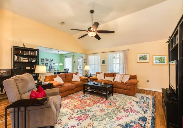 Homes for sale in Pearland, TX | 3722 S Peach Hollow Cir, Pearland, TX 77584 | MLS# 47355372
