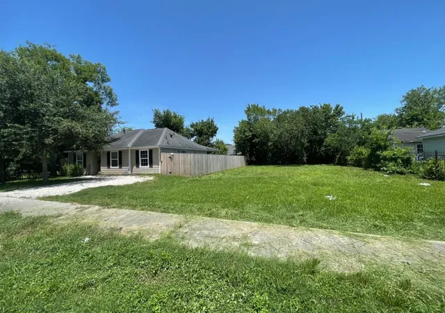 Photo 1 of Land for sale at 0 Staples St, Houston, TX 77026 | MLS# 78777789 | Listing updated on 2026-07-27