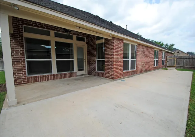 25th image of 2435 Pioneer Oaks Dr, Fresno, TX 77545 | MLS# 8708171