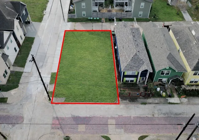 Photo 4 of Land for sale at 1301 & 1303 0 Andrews,mathews St, Houston, TX 77019 | MLS# 49851123 | Listing updated on 2026-07-19