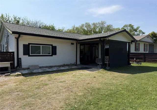 Homes for sale in Bacliff, TX | 4710 9th St, Bacliff, TX 77518 | MLS# 93498808