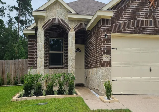 Photo 1 of Single family home for sale at 12147 La Salle River Rd, Conroe, TX 77304 | MLS# 78416442 | Listing updated on 2026-08-19